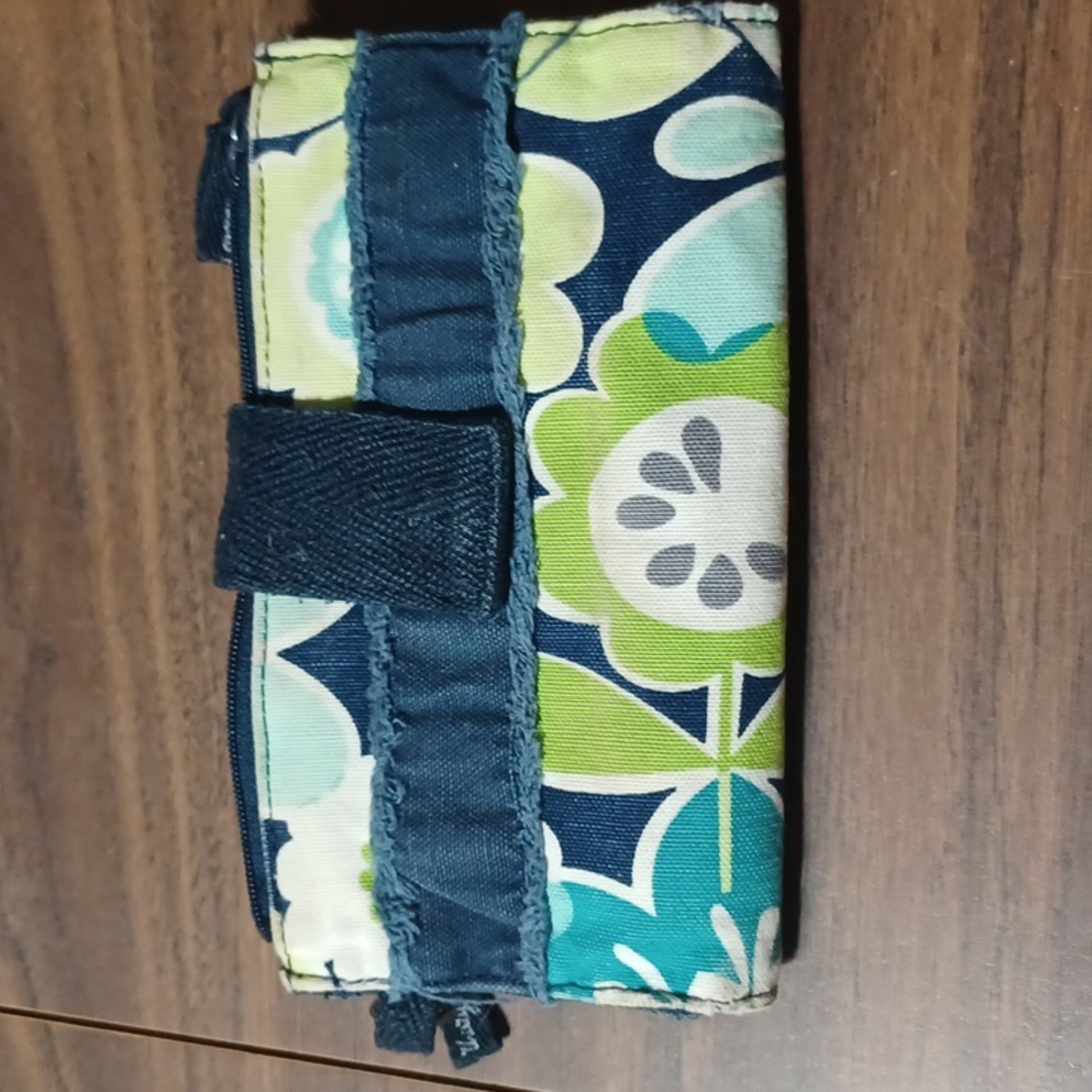 Women's Thirty One wallet